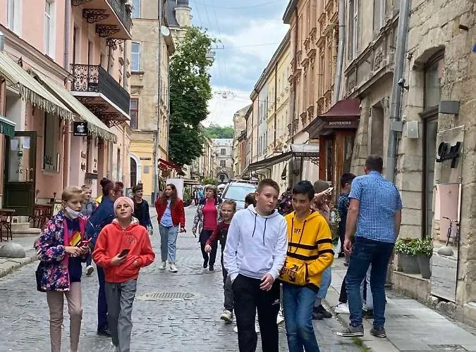 Apartamento вірменська14 центр не далеко від ж д вокзалу звітні документи Leópolis