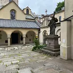 вірменська14 центр не далеко від ж д вокзалу звітні документи