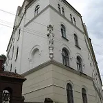 Appartement вірменська14 центр не далеко від ж д вокзалу звітні документи Lviv