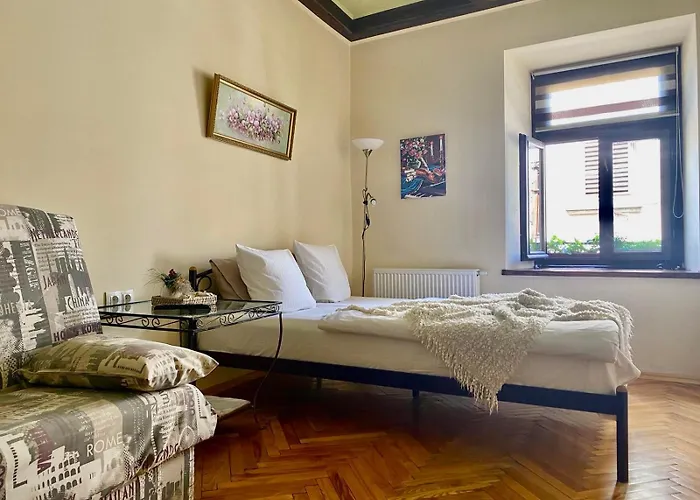 вірменська14 центр не далеко від ж д вокзалу звітні документи *